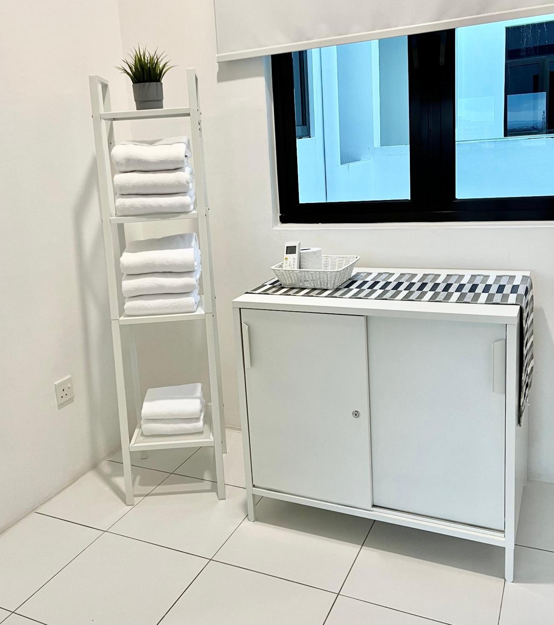 Padiviu Family Suite At Imperio Professional Suite, อลอร์สตาร์ ภายนอก รูปภาพ